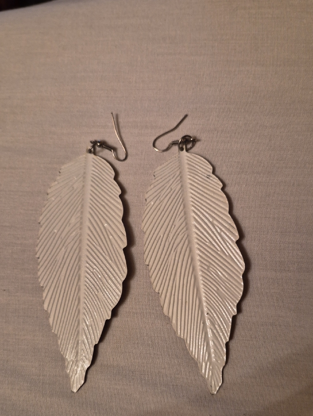 Source Unknown Pink and Green Feather Drop Earrings - Picture 2 of 3
